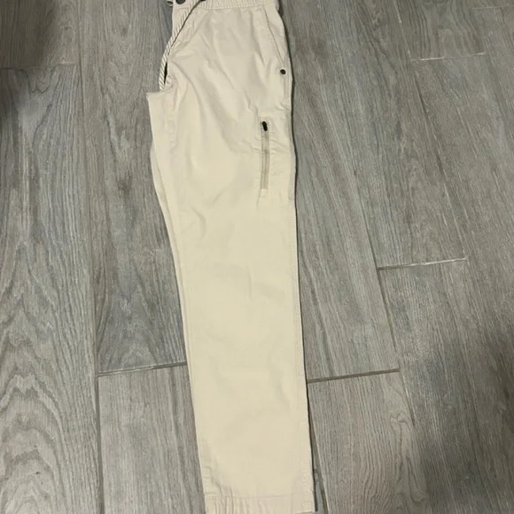 LIKE NEW! Women's Vuori Ripstop Tan Pants - SMALL - Picture 8 of 11